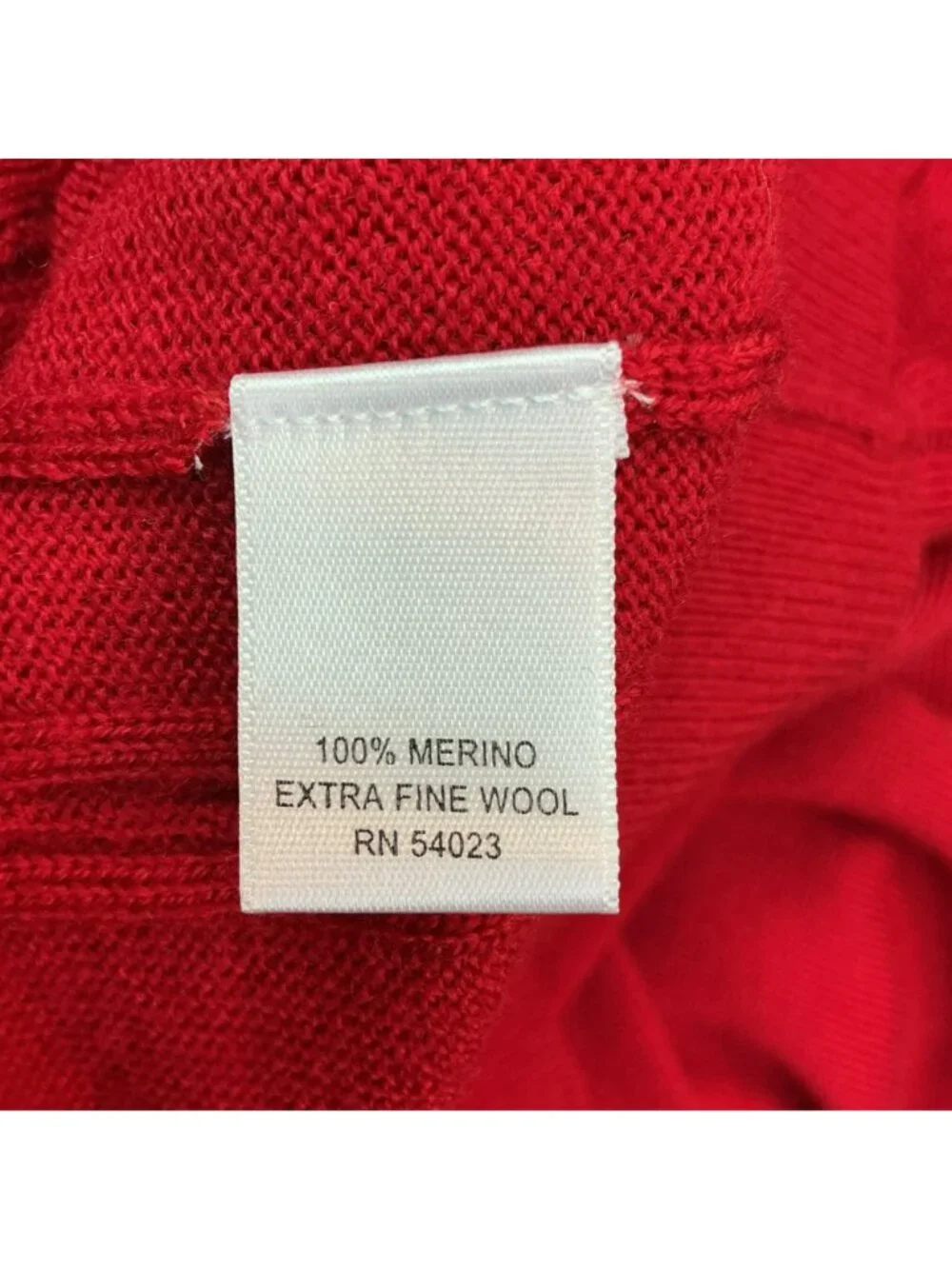 Banana Republic Red V-Neck Sweater Extra Fine Merino Wool Cable Knit Large - Picture 9 of 10
